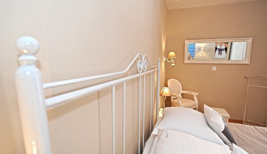 Tinel Rooms Old City Center Задар Номер фото